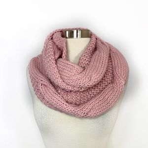 Octavia Altura Cable Knit Infinity Scarf